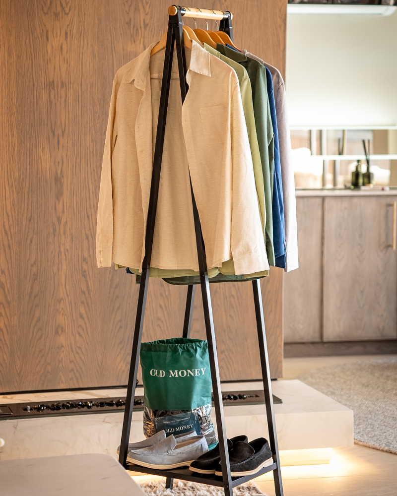 Genova Linen Shirt on-body side view green linen editorial menswear