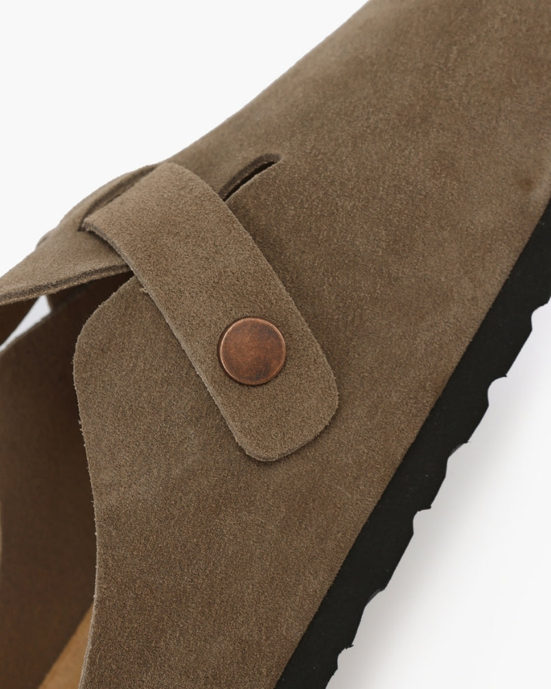 Procida Suede Clog front view beige suede pair clean background minimal