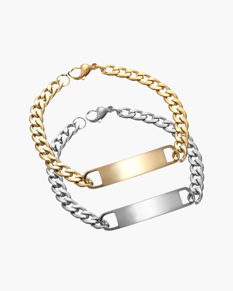 Signature Chain Bracelet front view gold piece Italian Design