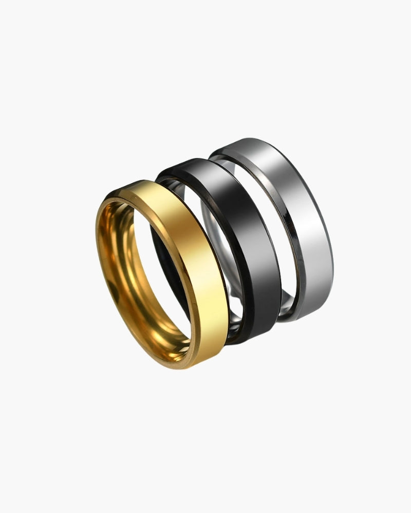 Trinity Steel Ring detail view gold steel Italian Design