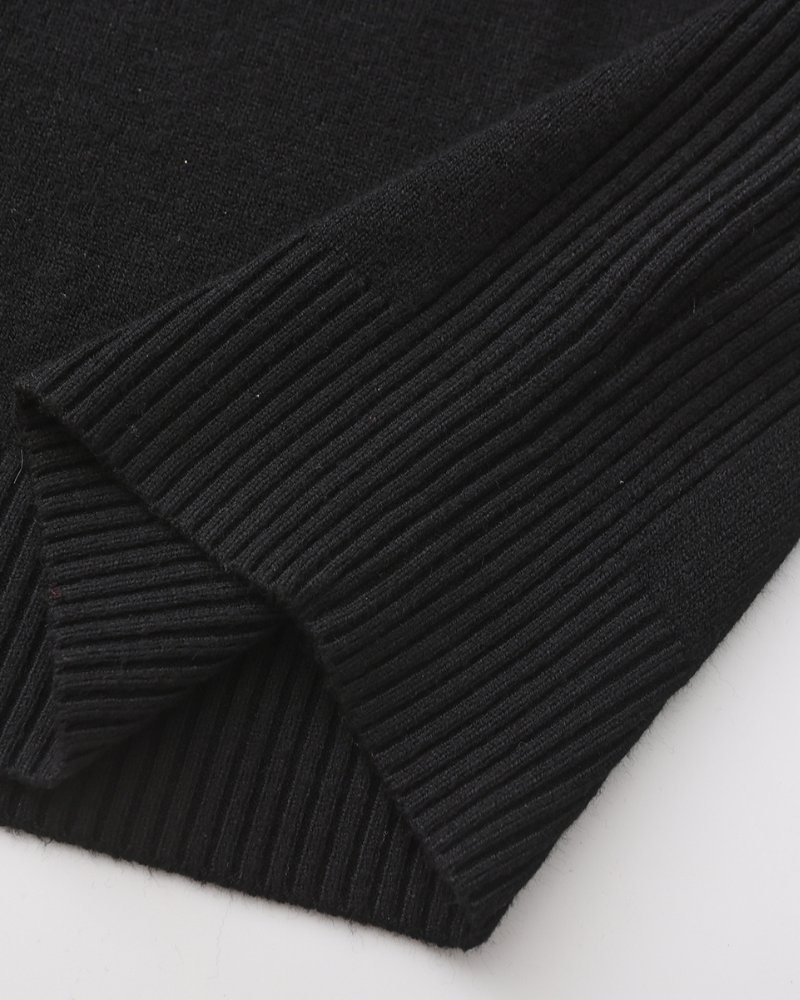 Bergamo Wool Turtleneck on-body view gray knit turtleneck business casual autumn styling