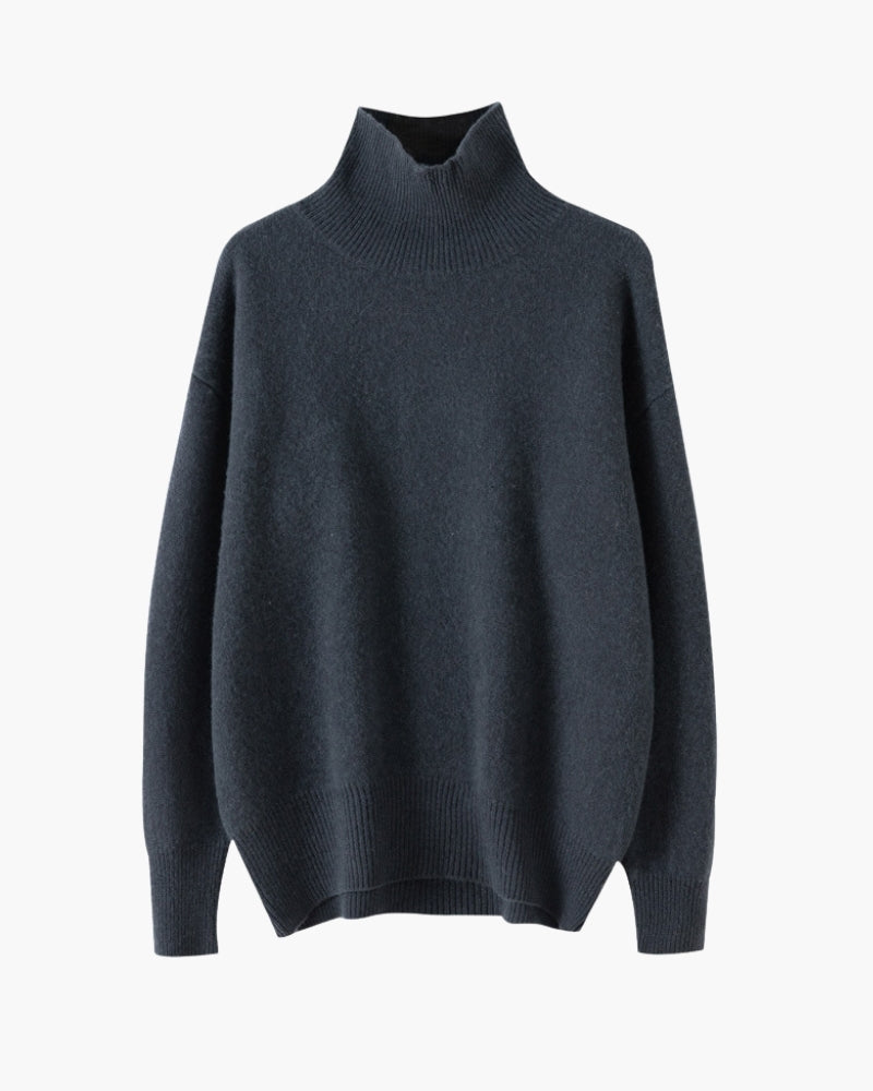 Classy Lady Turtleneck on-body view beige knitwear Italian Design