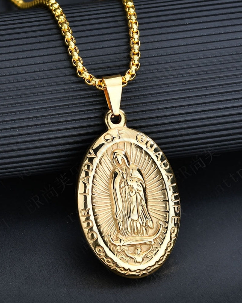 Oval Medallion on-body view gold piece Italian Design