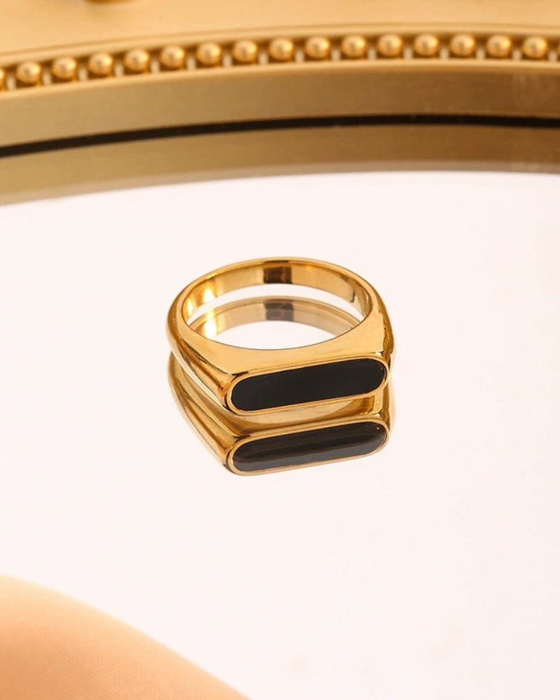 Obsidian Band detail view jewelry Italian Design