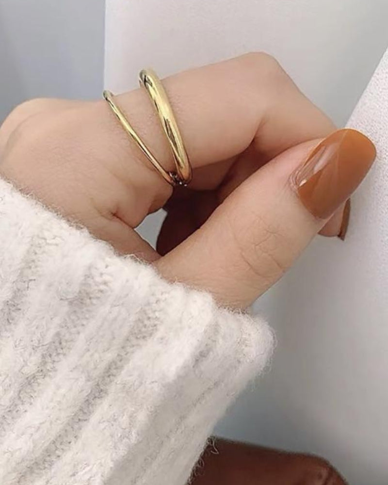 Infinity Band Ring on-body view jewelry Italian Design