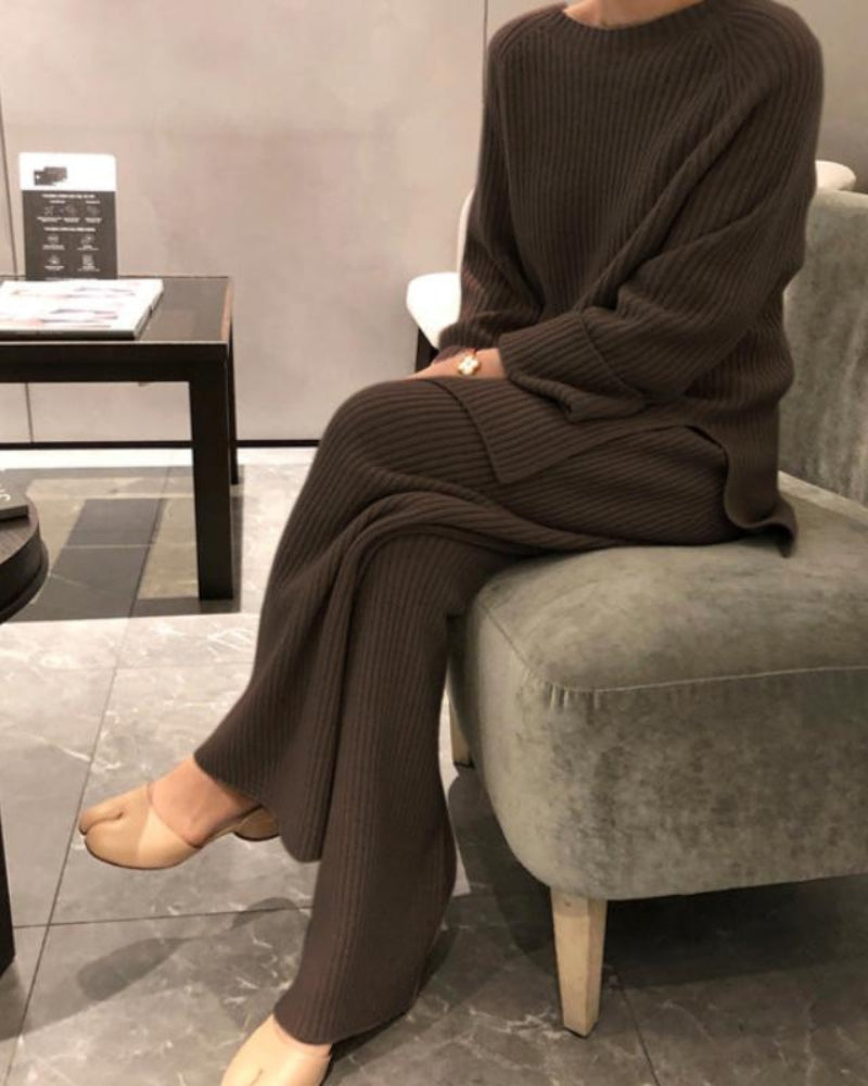 2-piece Premium Loungewear detail view beige piece Italian Design