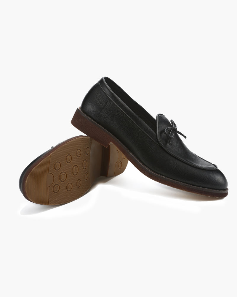Hampton Lace Loafer editorial view black shoe Italian Design