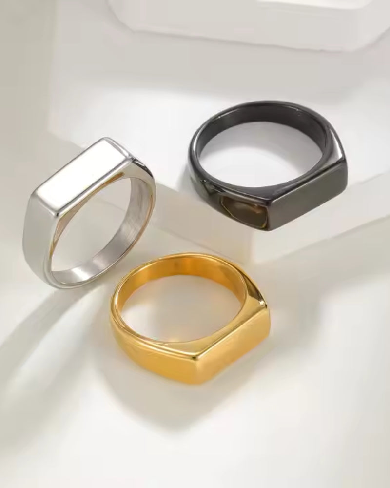 Axis Ring front view gold jewelry Italian Design