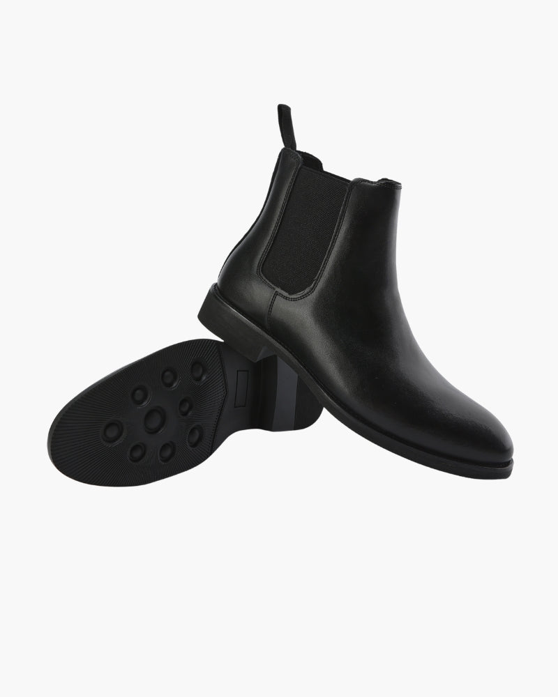 Old Money Chelsea Boots on-body view black (leather) shoe Italian Design