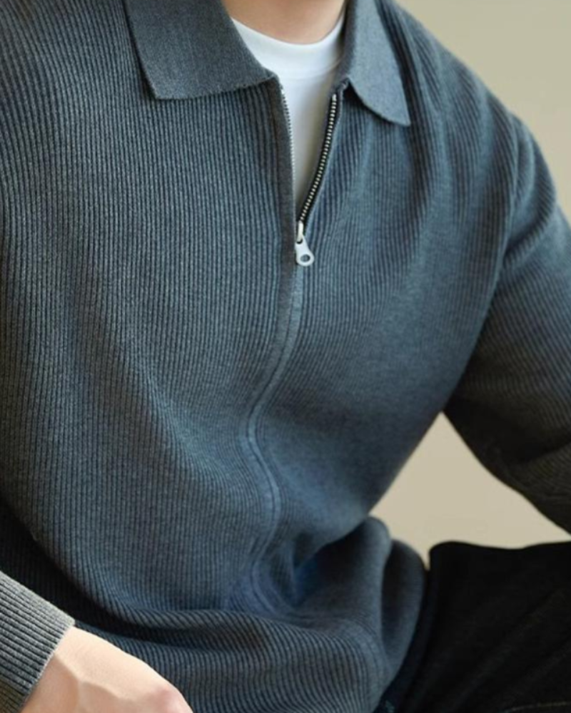 100% Premium Wool Vest on-body view gray premium wool Italian Design