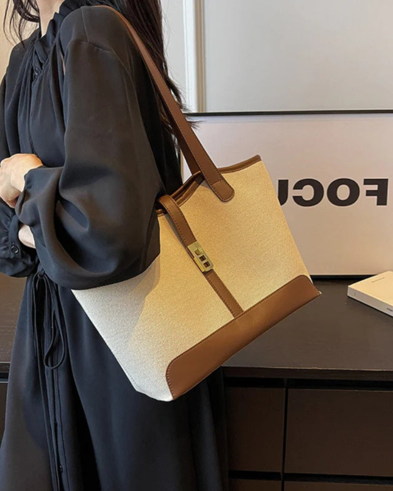 St Tropez Shoulderbag on-body view brown bag Italian Design