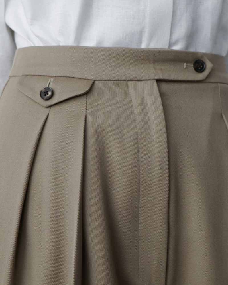 Woolen Oversized Pantalon side profile wool Italian Design