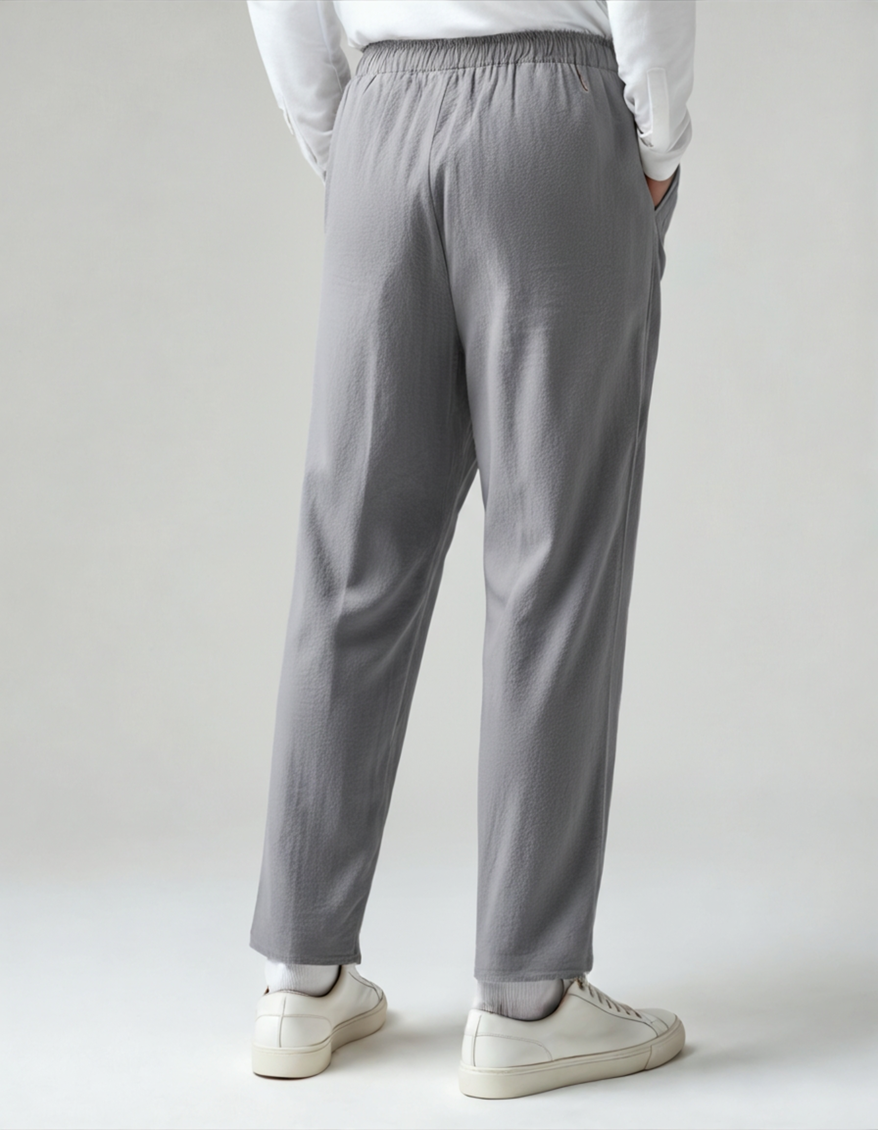 Palermo Linen Trouser on-body view green linen smart casual editorial